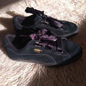 Puma Basket Heart - Black Suede Genuine Leather Bow Tie Sneakers Size 7.5
